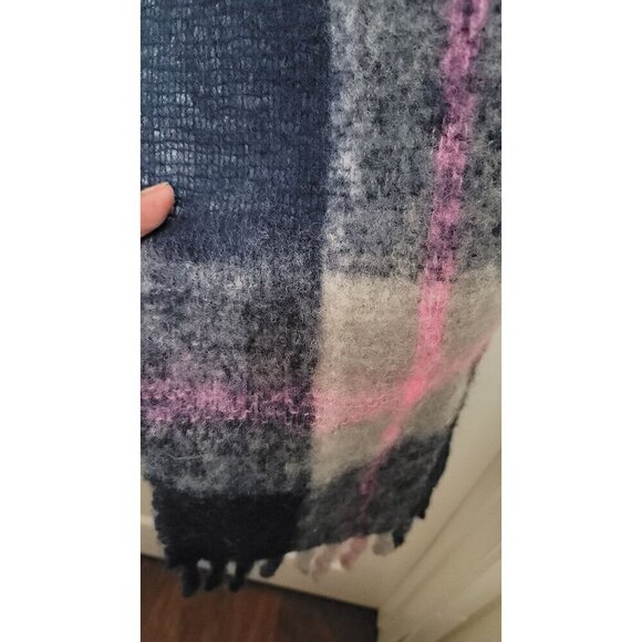 J. Crew Made In Italy Plaid Wool & Alpaca Scarf - Picture 5 of 6